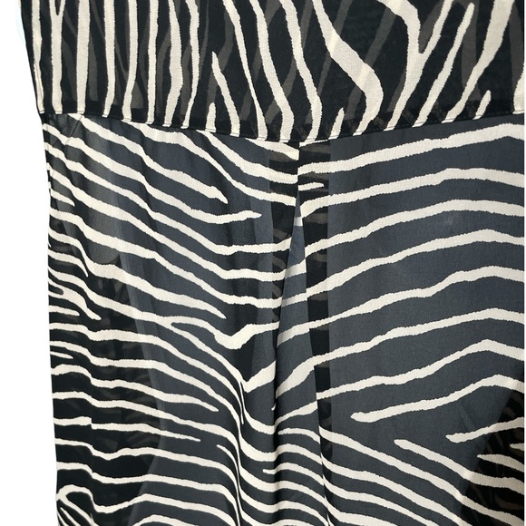 H&M women’s ☀️ black white zebra print sheer tank 12 - Picture 3 of 12